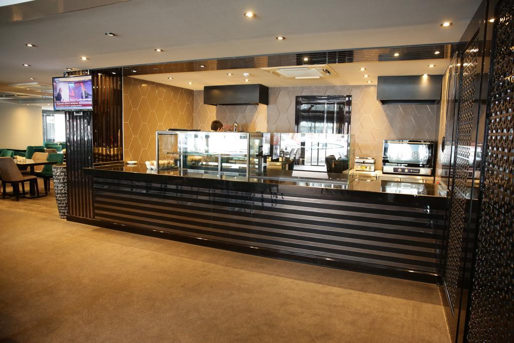 Atasehir Palace Hotel & Conference Isztambul Kültér fotó