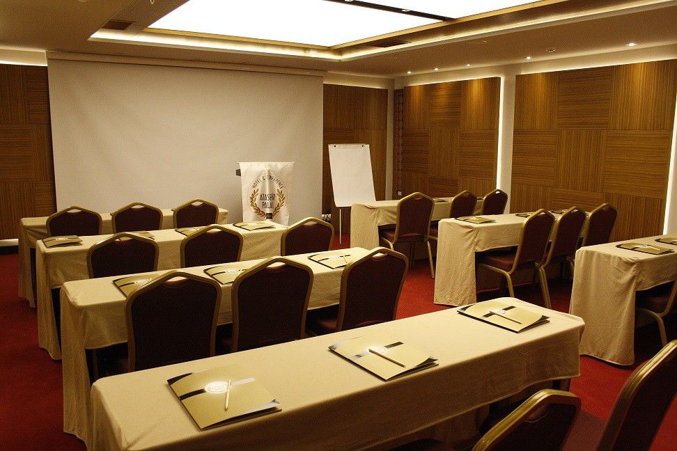 Atasehir Palace Hotel & Conference Isztambul Kültér fotó