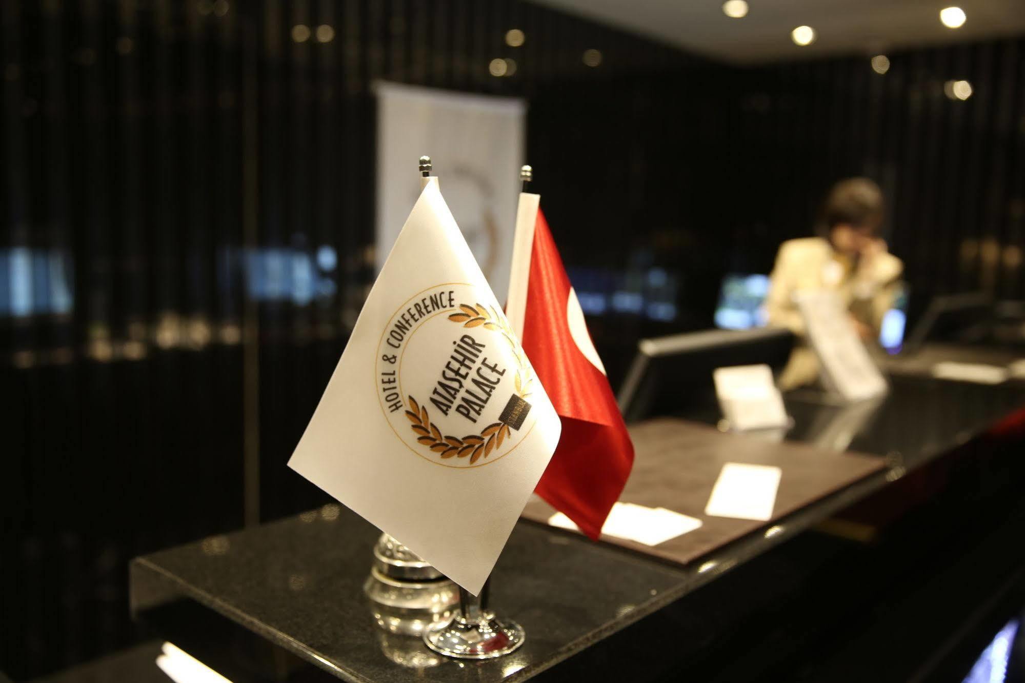Atasehir Palace Hotel & Conference Isztambul Kültér fotó